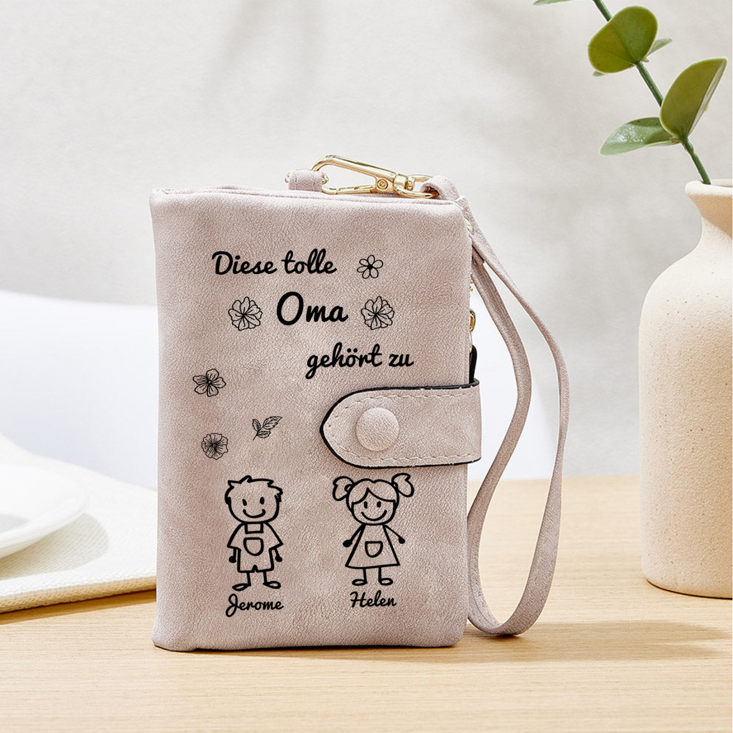 Personalisierte 2 Namen & Muster PU-Leder Portemonnaie & 2 Namen Herz Schlüsselanhänger -Diese tolle Oma gehört zu- Geldbörse & Schlüsselanhänger Geschenkbox Set für Oma Großmutter