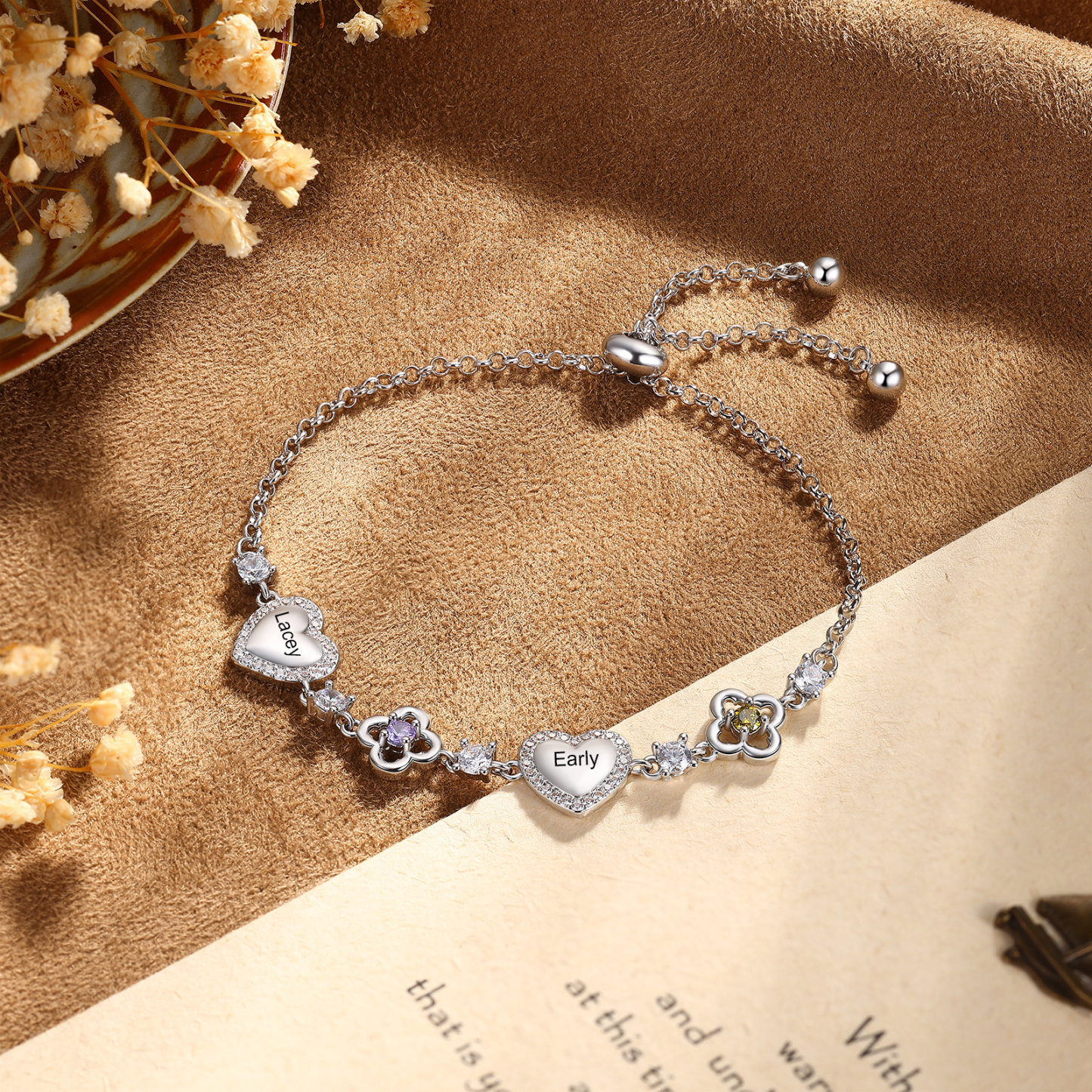 Personalisiertes Geburtsstein Armband mit Herz und Blumen individuell mit 2–5 Namen und Steinen