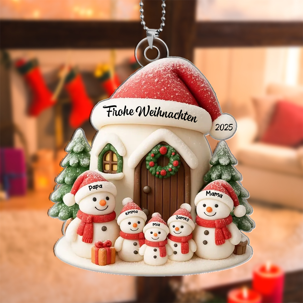 Personalisierter Christbaumschmuck mit Schneemannfamilie im Häuschen