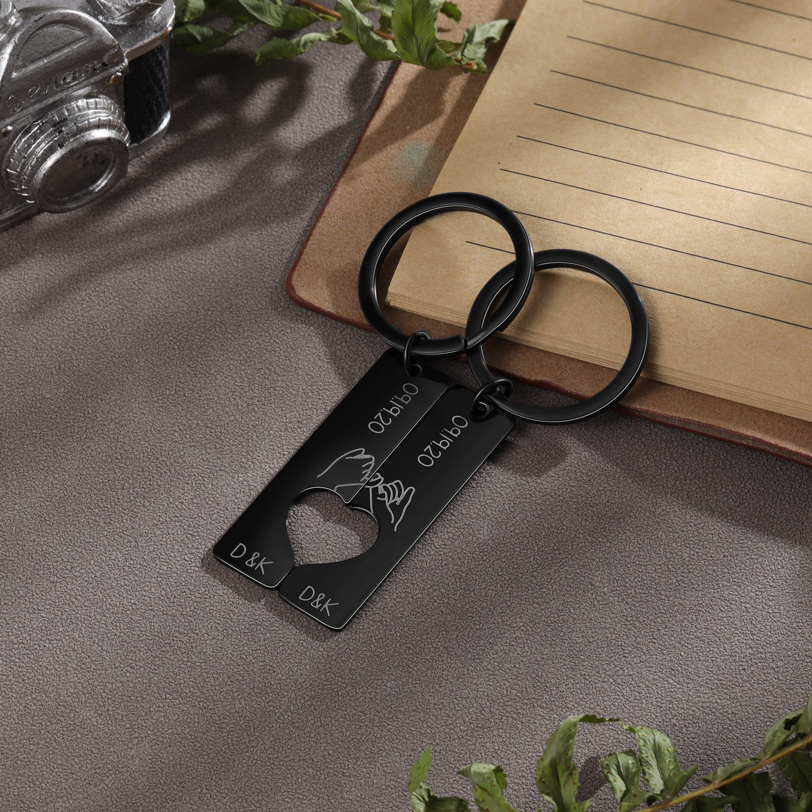 Personalisierte Partner-Schlüsselanhänger mit individueller Gravur im 2er Set - Herz Vereinbarung