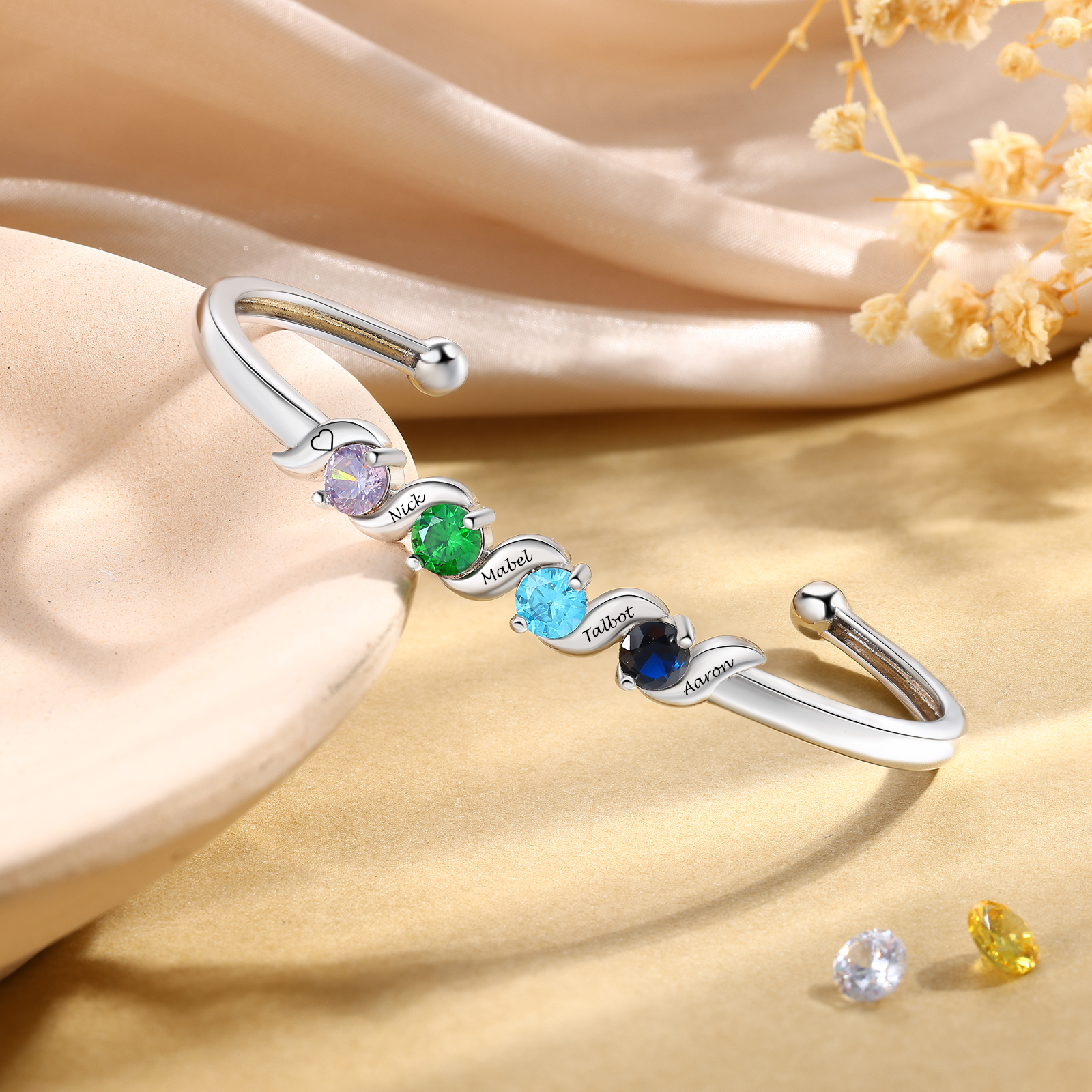 Personalisierter Armreif mit Geburtssteinen für Damen personalisiert mit 1–5 Namen Familiengeschenk