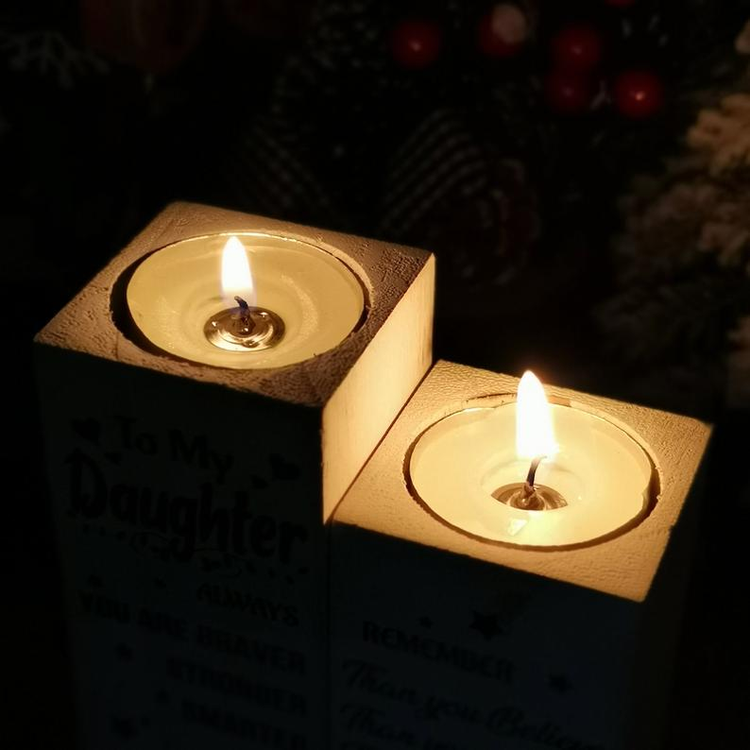 An Meine Tochter von Mama - Personalisierte Text Händchenhalten Kerzenhalter - Kerzenständer für Tochter