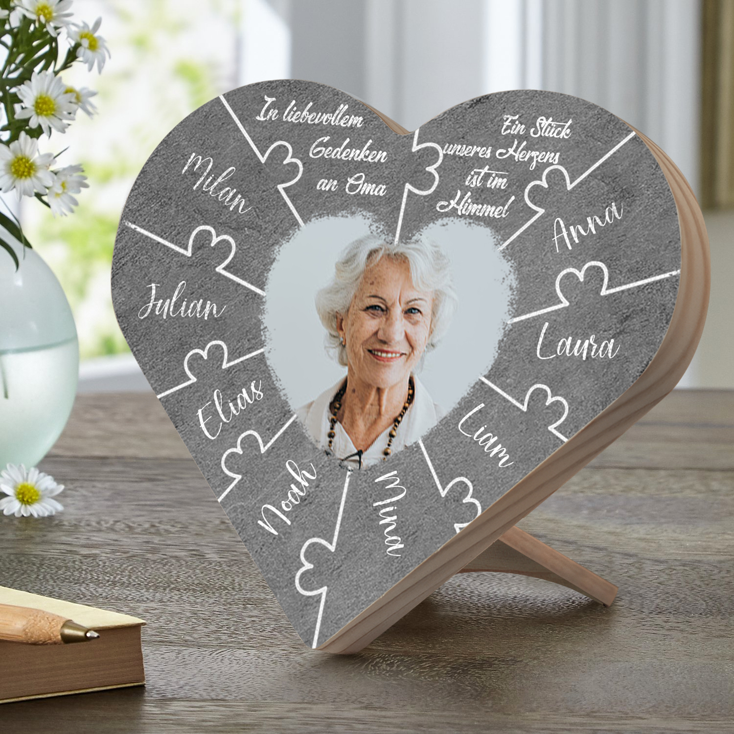 Personalisiertes Foto & 8 Namen Trauer Herzholz-Deko-In liebevollem Gedenken an Oma-Schreibtischdekoration Holz Ornament