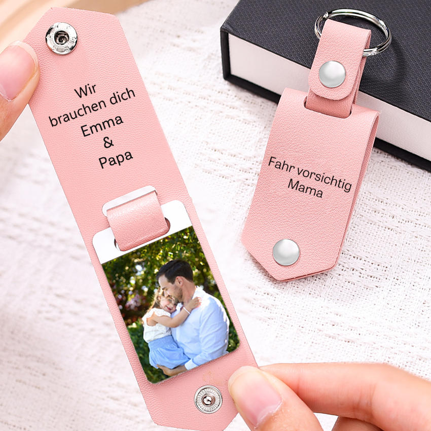 Personalisierter Foto & Text Leder Schlüsselanhänger-Fahr vorsichting Mama Wir brauchen dich-Geschenk für Mutter
