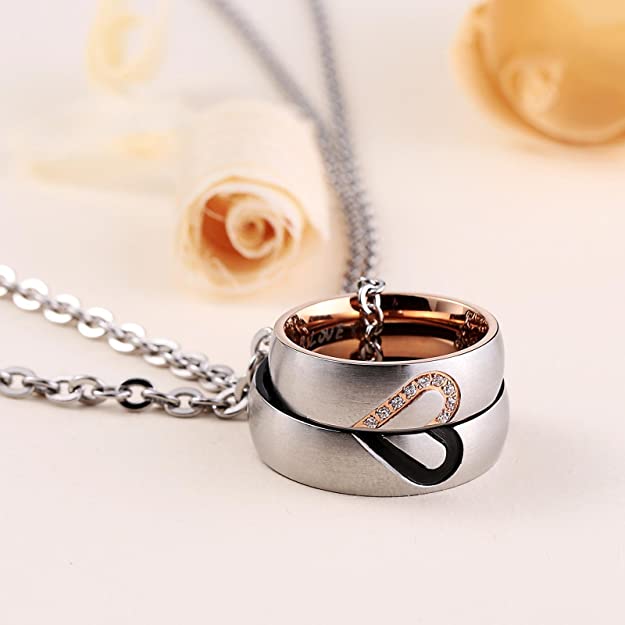 Personalisierte 2 Texte Paar Ring-Halsketten