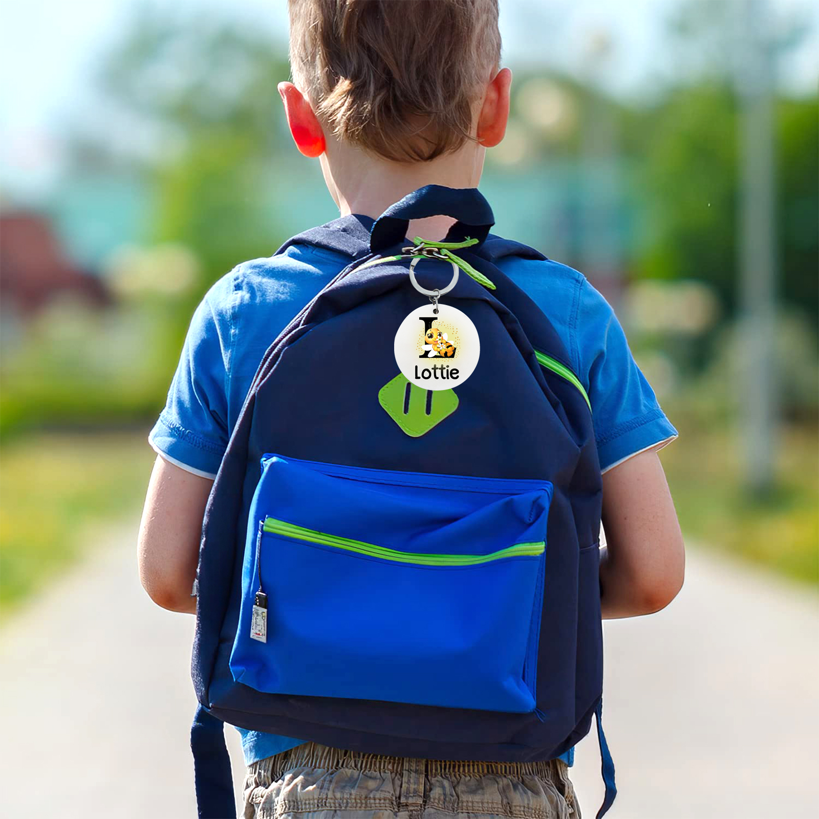 Personalisierter 1 Name & Buchstabe Biene Schulanfang Schlüsselanhänger für Schulkind aus Edelstahl+Holz+Acryl 