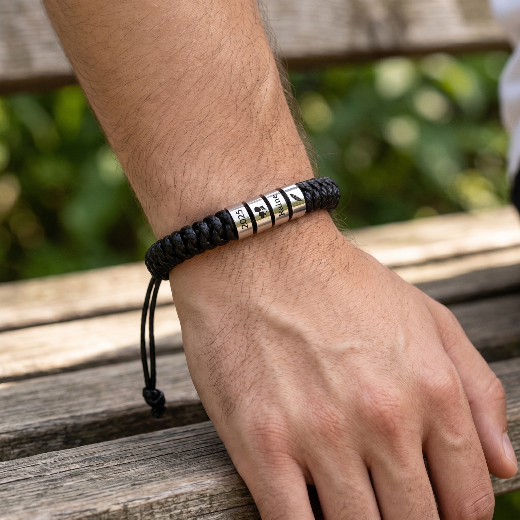 Personalisiertes Armband mit 2 bis 6 Namensperlen, geflochten und verstellbar Geschenk für Mama, Freundin oder Kinder