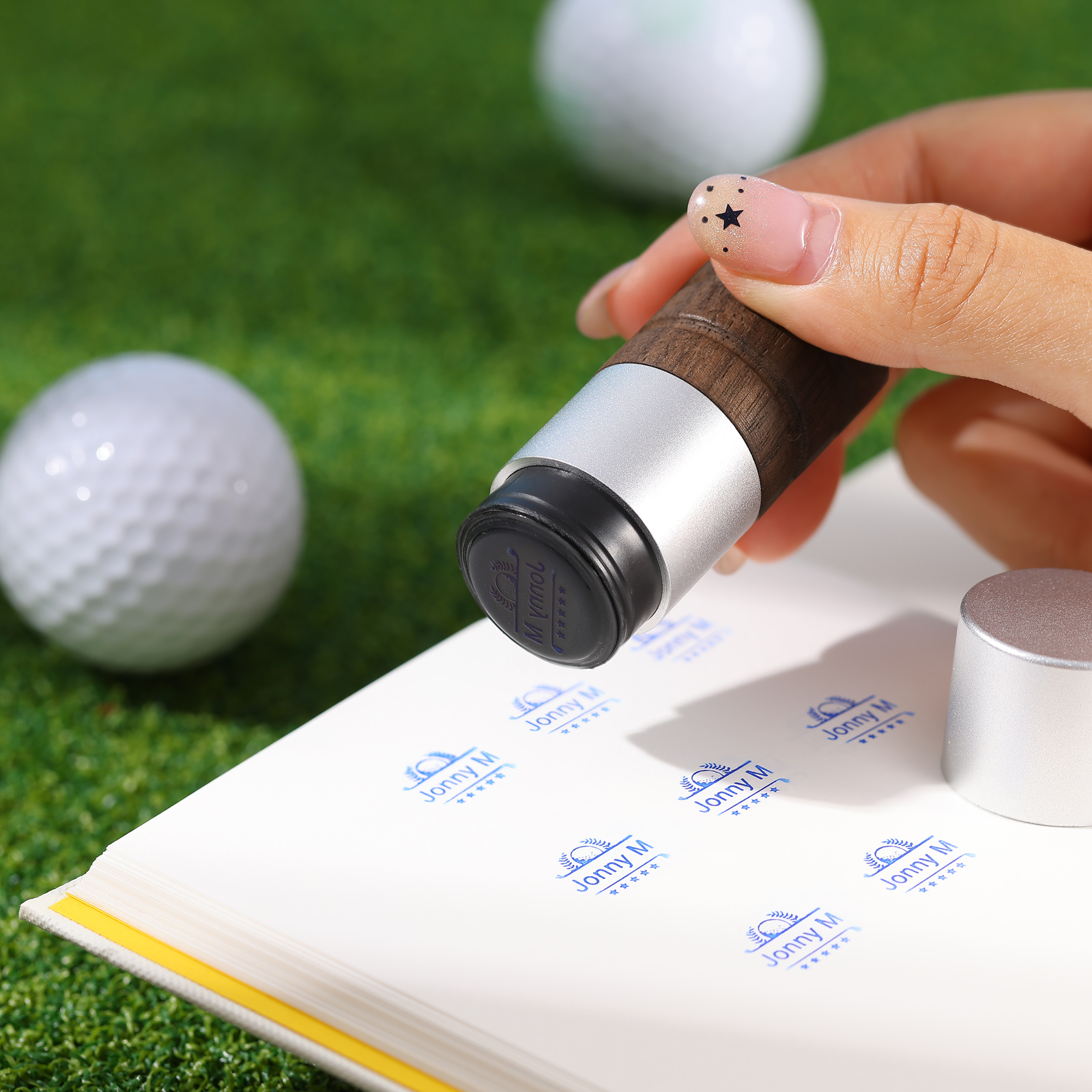 Personalisierter Golfball-Stempel aus Walnussholz Individueller Logostempel