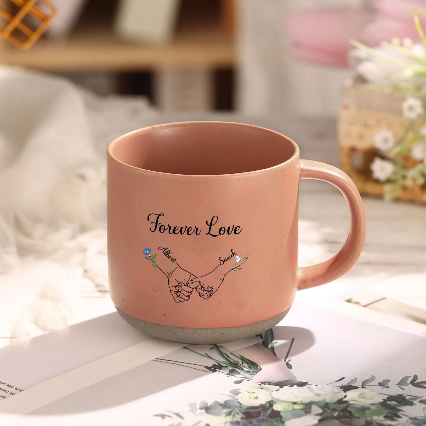 [Copy]Personalisierte 2 Name & Text Hand-in-Hand Keramik Mark-Tasse mit schwarzer/ weißer Schrift– Einzigartiges Geschenk für Paar