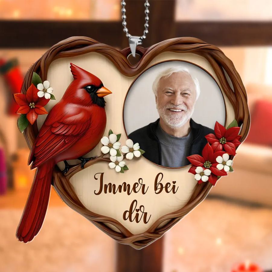 Personalisierter Herzanhänger mit „Immer bei dir“  – Gedenkgeschenk für Großvater mit rotem Kardinal