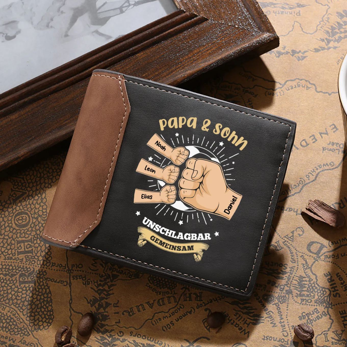 Personalisierte Leder-Geldbörse für Papa und Sohn individuell mit 2–9 Namen und Fist-Bump-Motiv