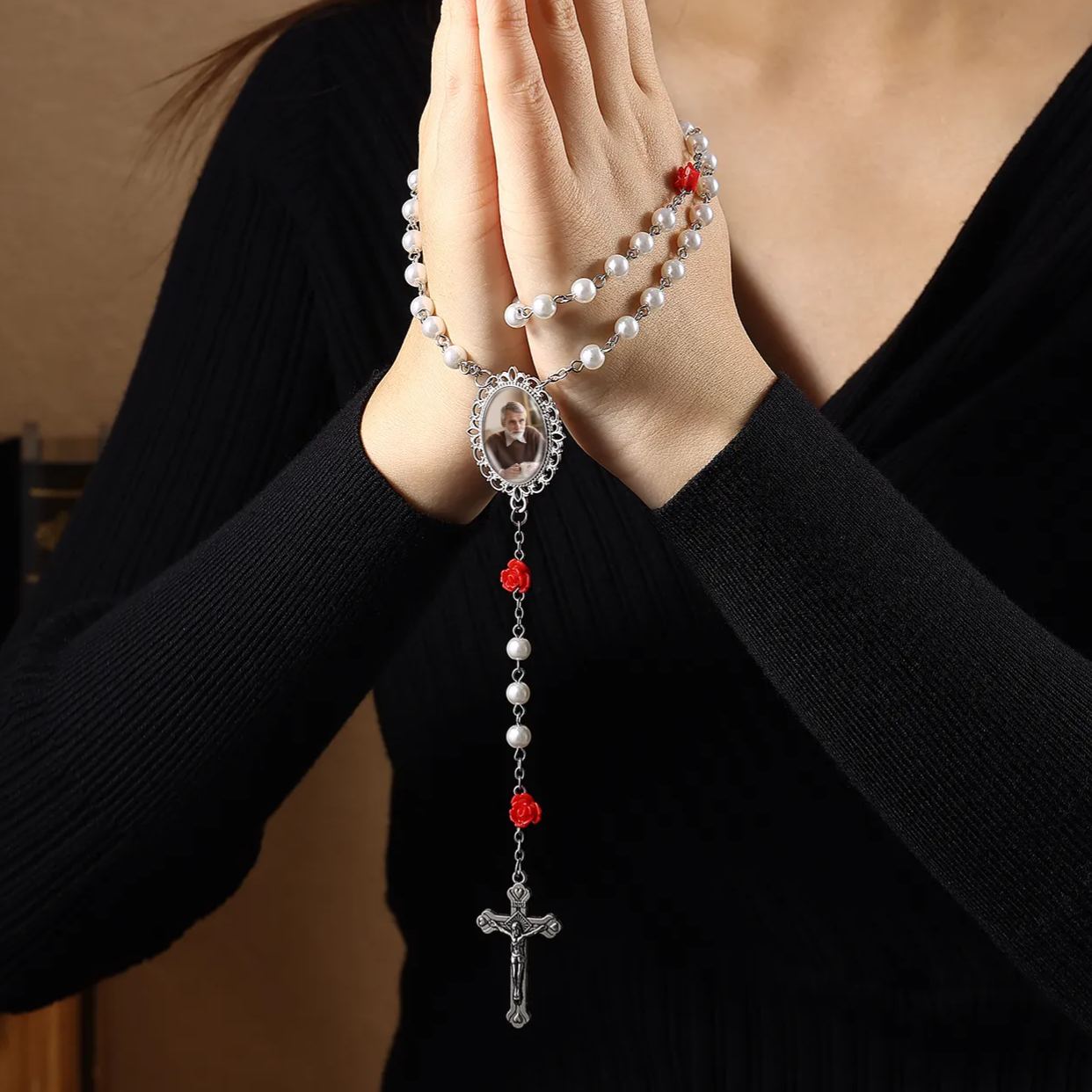 Personalisierter Rosenkranz mit Foto, Kreuz und Perlen religiöses Andenken