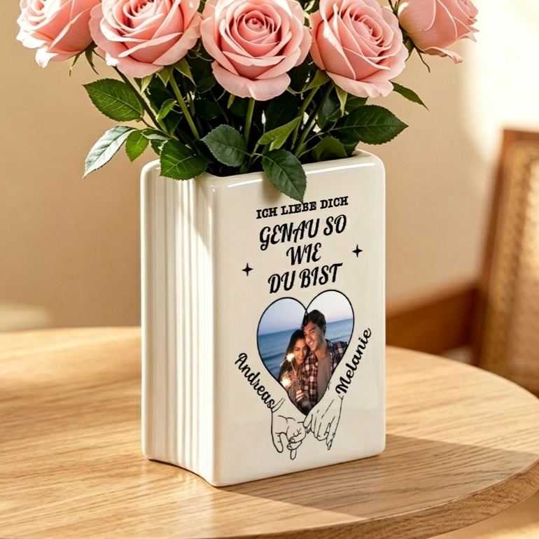 Personalisierte Keramikvase in Buchform mit Foto und Namen Geschenk für deinen Partner oder deine Partnerin