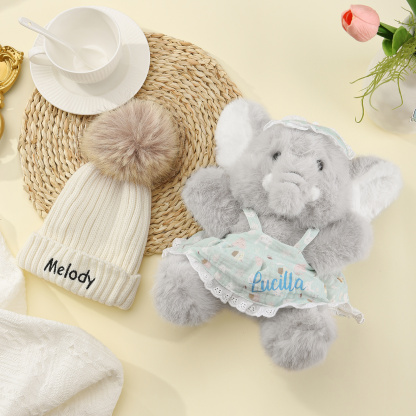 Personalisiertes Set aus Plüsch-Elefant und Bommelmütze mit Namensstickerei– Geschenk für Babys und Kinder