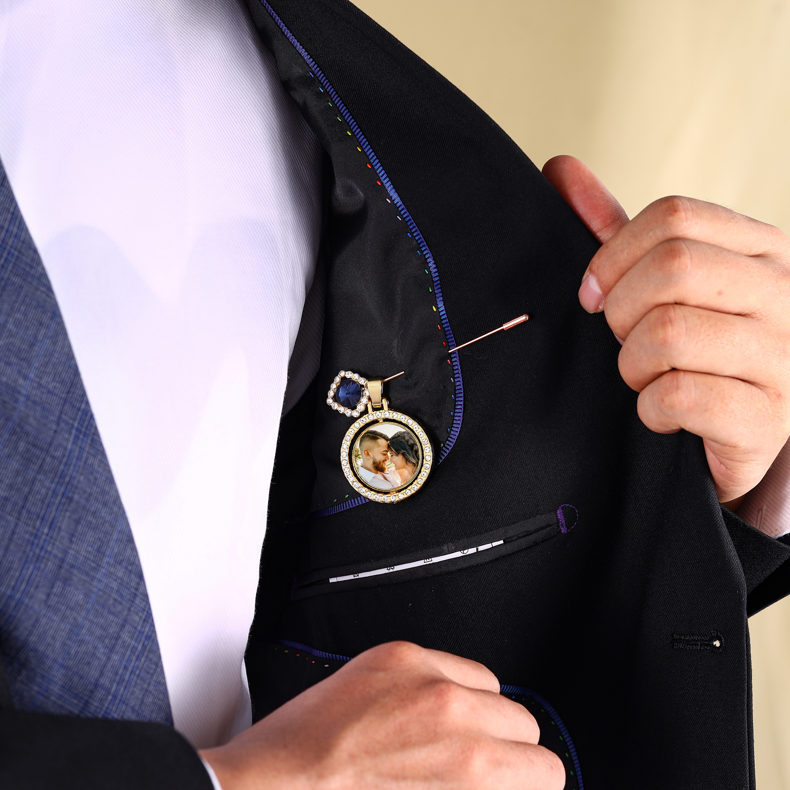 Personalisierter Brautstrauß-Anhänger mit Foto & Wunschtext – Emotionaler Hochzeits-Pin als Geschenk zur Hochzeit