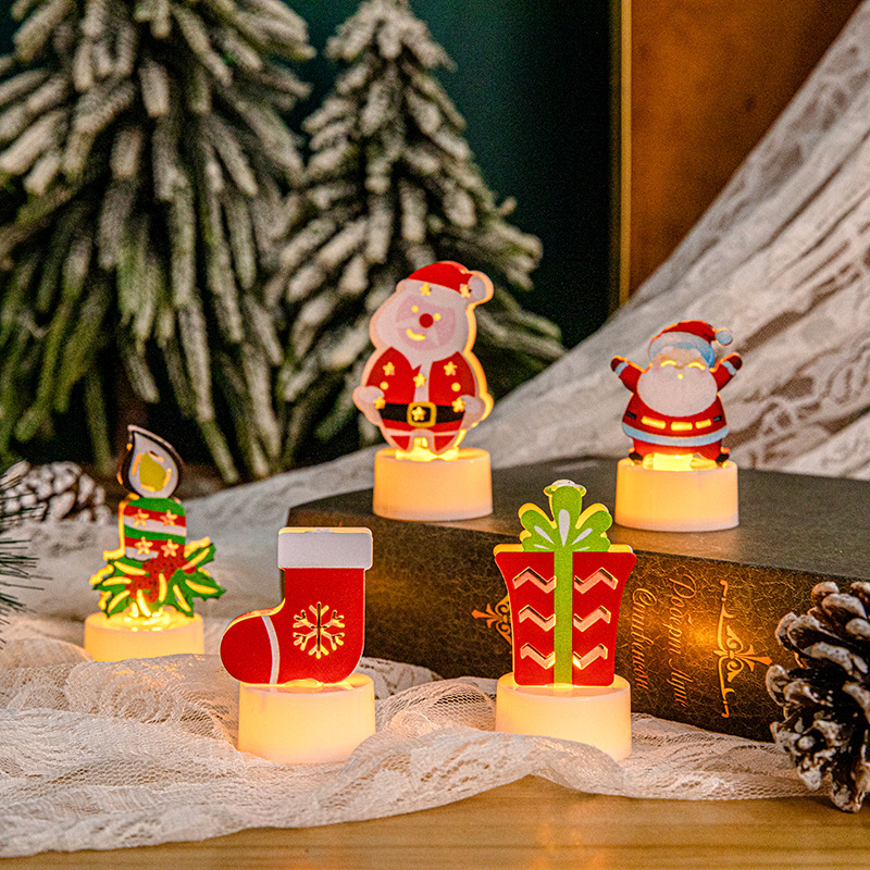 Strahlende Weihnachtsstimmung mit LED-Figuren – Weihnachtsmann/ Schneemann/ Zuckerstange