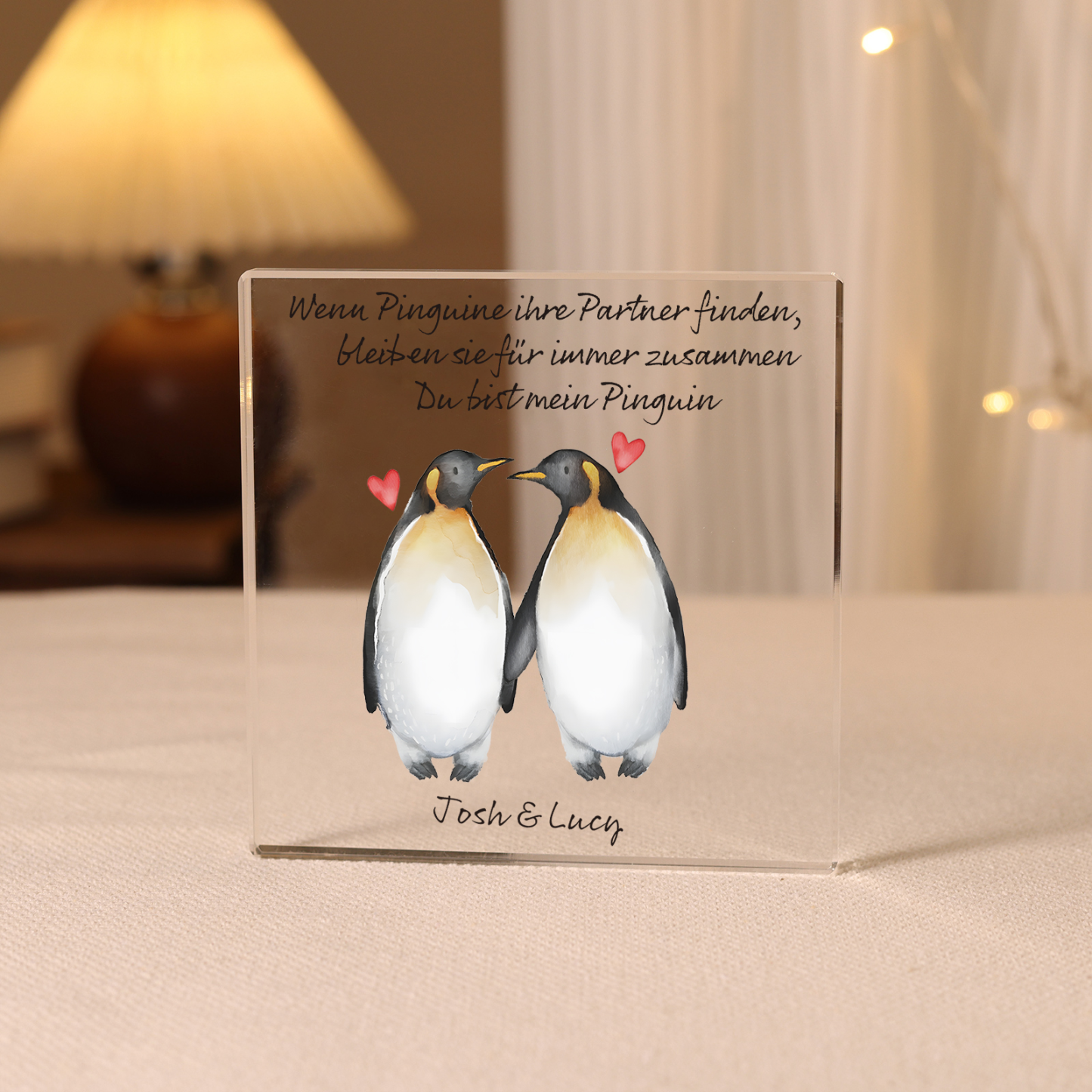 Personalisierte 2 Namen & Text Pinguin Acryl-Deko-Schreibtischdekoration für Paar