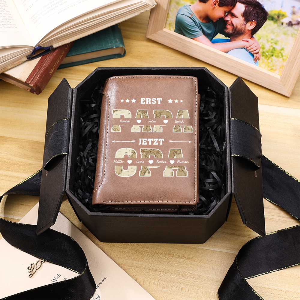 Personalisierte Leder-Geldbörse mit Landkartenmotiv für Papa Opa individuell mit 2–10 Namen