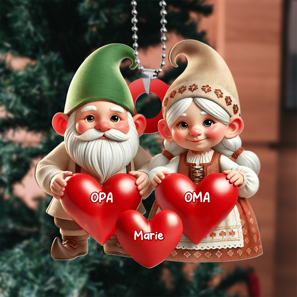 Personalisierter Weihnachtsbaumschmuck mit Herzen und Namen – Wichtel-Familie