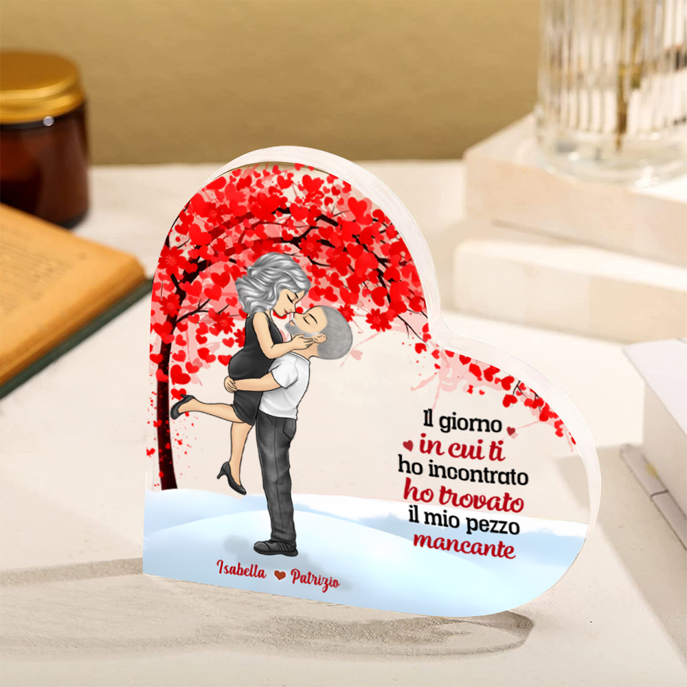 Decorazione Cuore Personalizzata in Acrilico - Coppia in Abbraccio con 2 Nomi Personalizzati | Jessemade