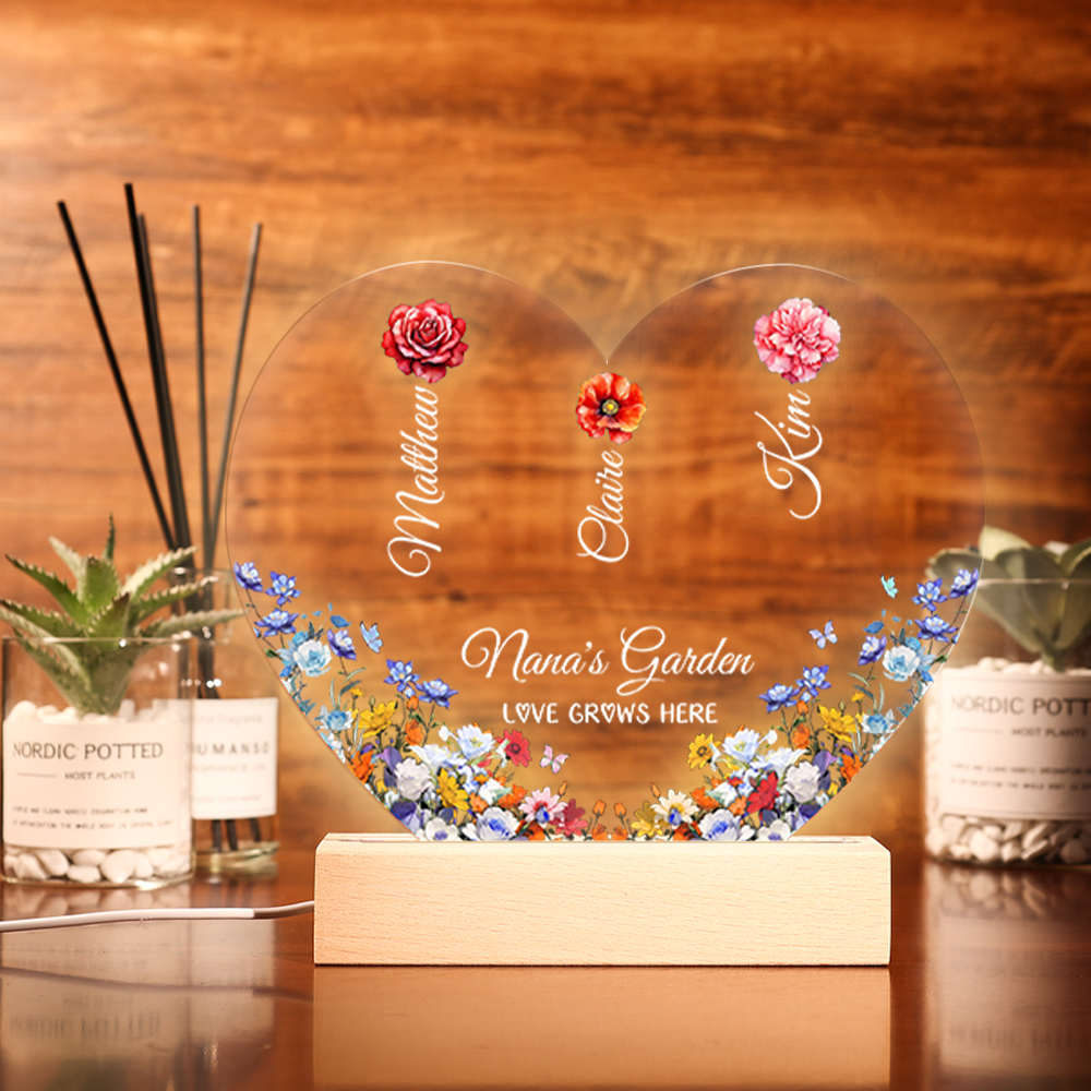 ampada Notturna Personalizzabile a Forma di Cuore – 1-8 Nomi & Fiori di Nascita – Regalo per la Festa della Mamma