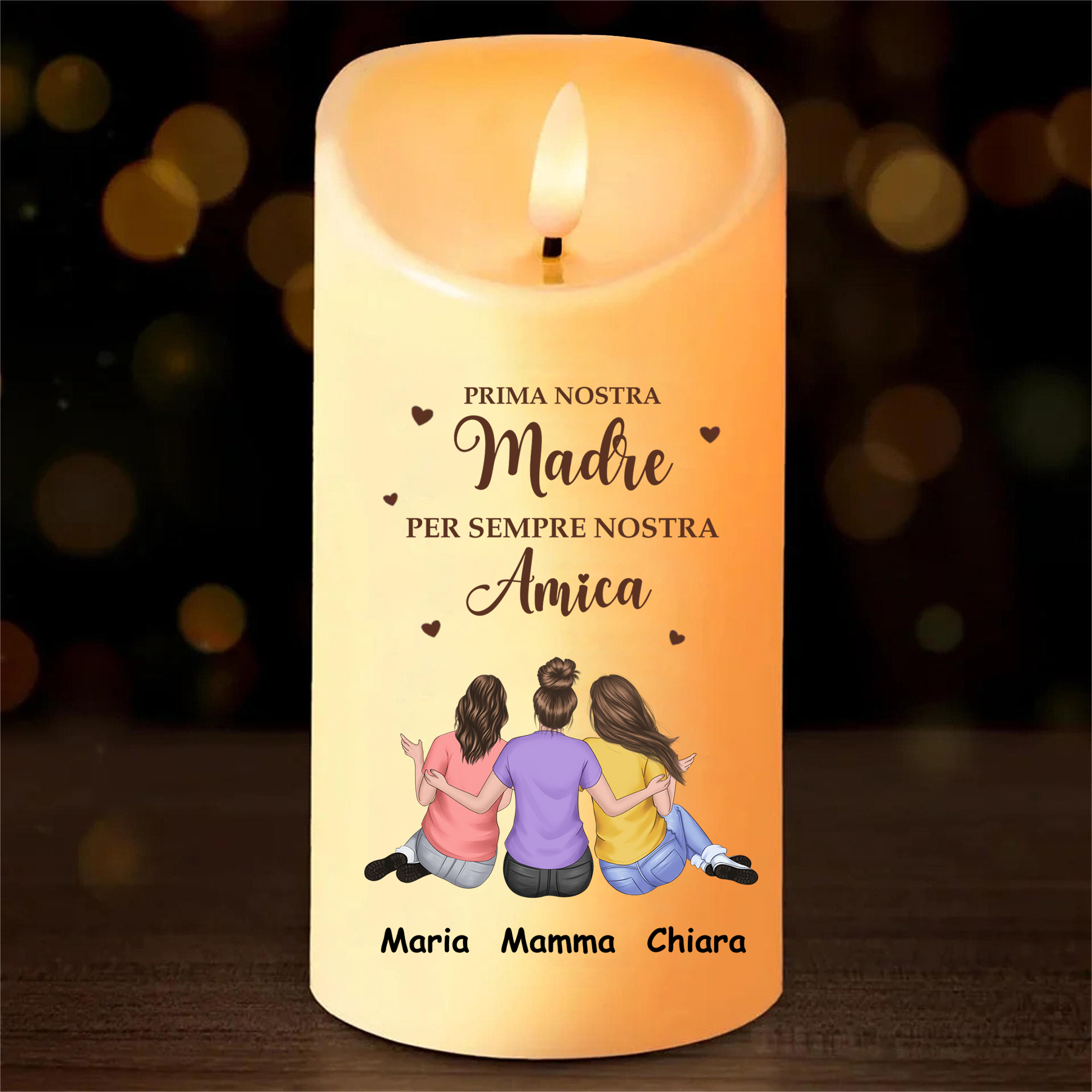 Candela LED Senza Fiamma Personalizzata – 2-4 Nomi e Abbigliamento – Regalo Perfetto per la Festa della Mamma