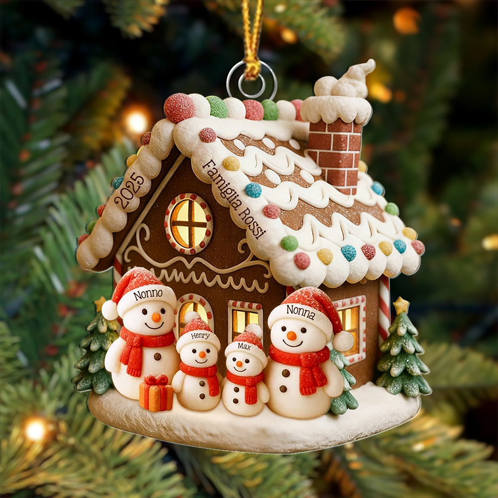 Addobbo per albero di Natale personalizzabile con casa di pan di zenzero e famiglia di pupazzi di neve – fino a 1–6 nomi