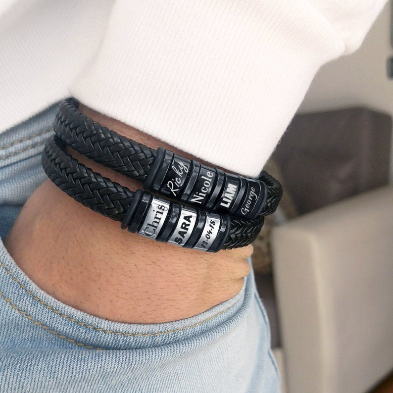 Braccialetto in pelle intrecciata Bracciale maschile con 4 perline e 4 nomi personalizzati
