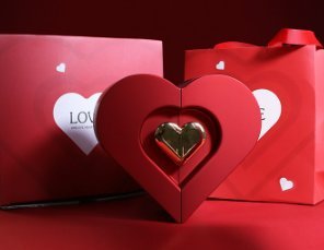 Scatola premium regalo per gioielli di San Valentino a forma di cuore