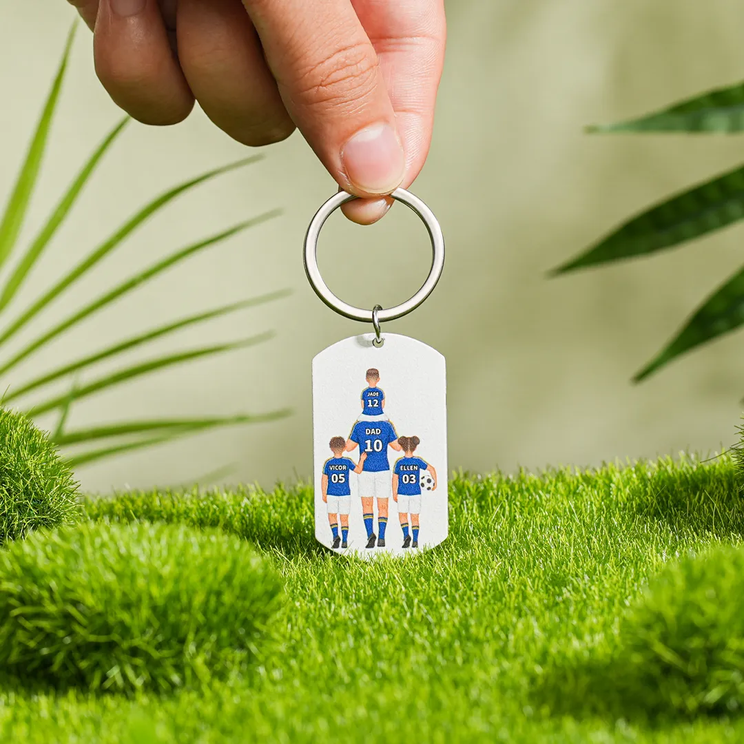 Portachiavi Personalizzato in Acciaio – Tema Calcio con 2-4 Nomi – Regalo Speciale per Papà | Jessemade