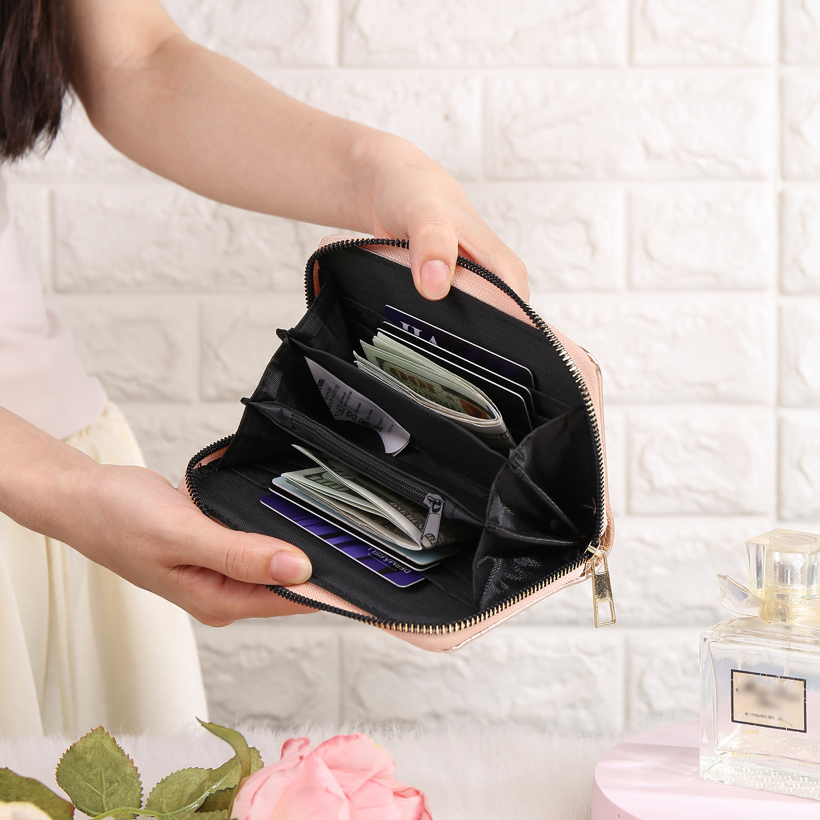 Portafoglio in PU pelle con 1 fiore di nascita & 1 nome personalizzati per mamma/nonna