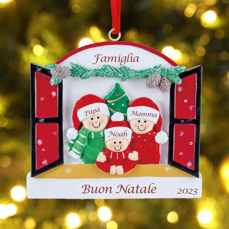Famiglia dalla finestra-Ciondolo 2023 per albero di Natale 3 nomi personalizzabili