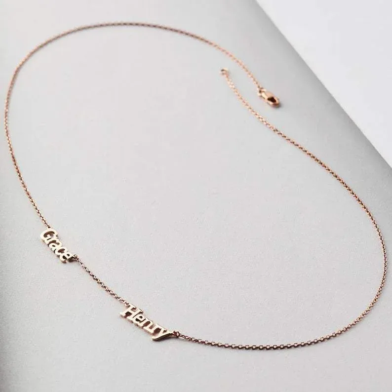 Collana 5 nomi personalizzati per lei