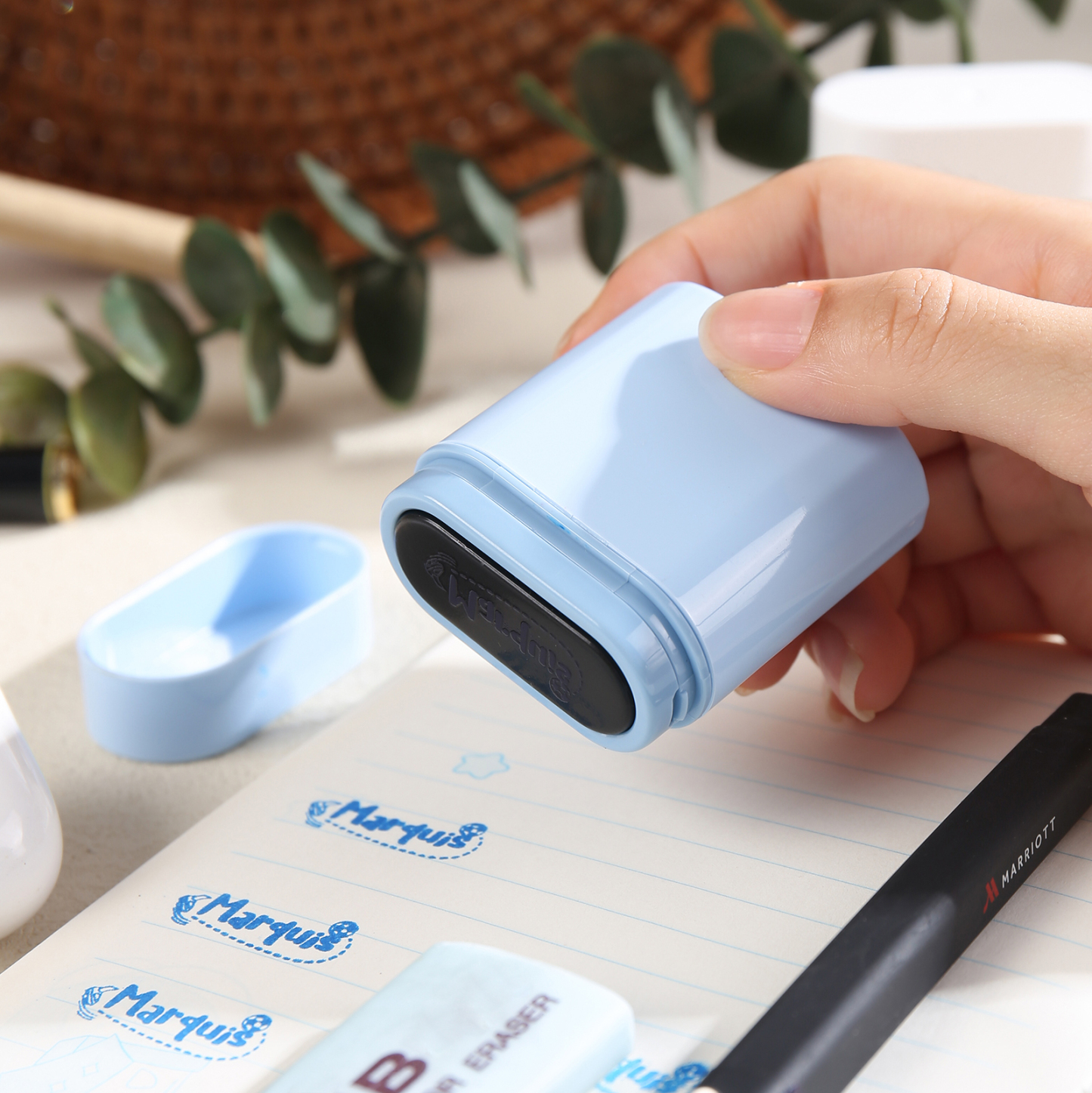 Timbro con nome personalizzato ragazzo regalo per studente scuola insegnante su libro/vestito