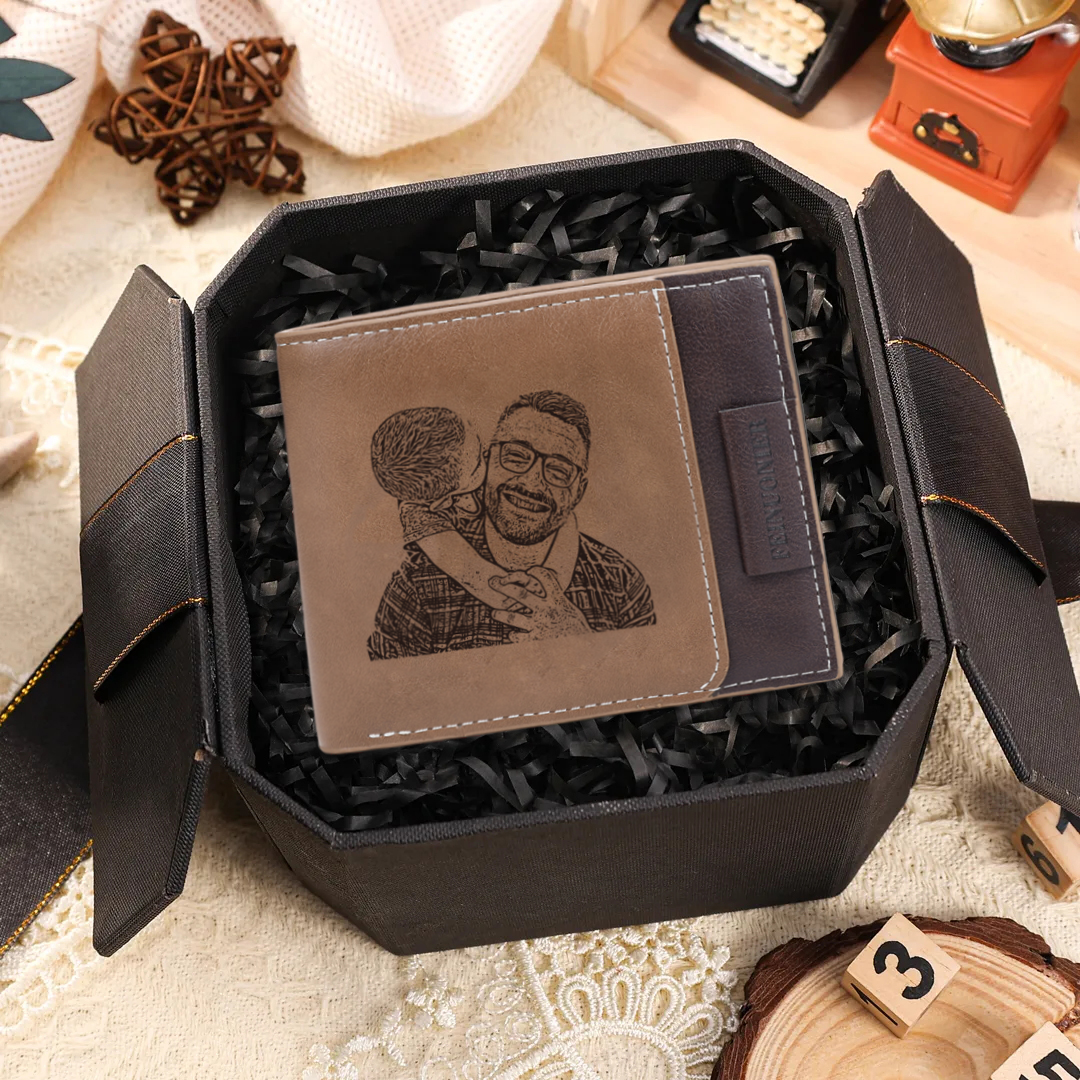 Portafoglio Personalizzato da Uomo con Foto, Nome e Iniziale Regalo Perfetto per Papà | Jessemade