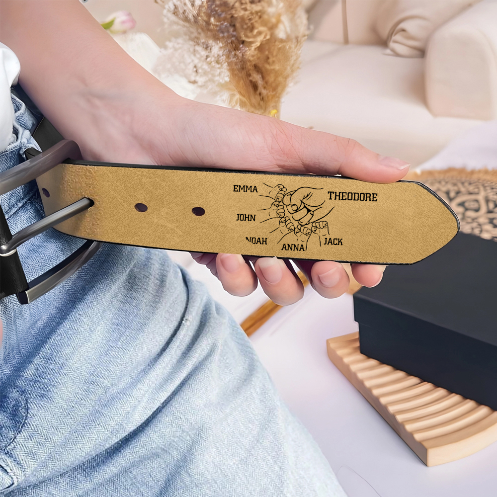 Cintura in Pelle Personalizzata – Incisione con 7 Nomi e 1 Lettera – Elegante Regalo per Papà | Jessemade