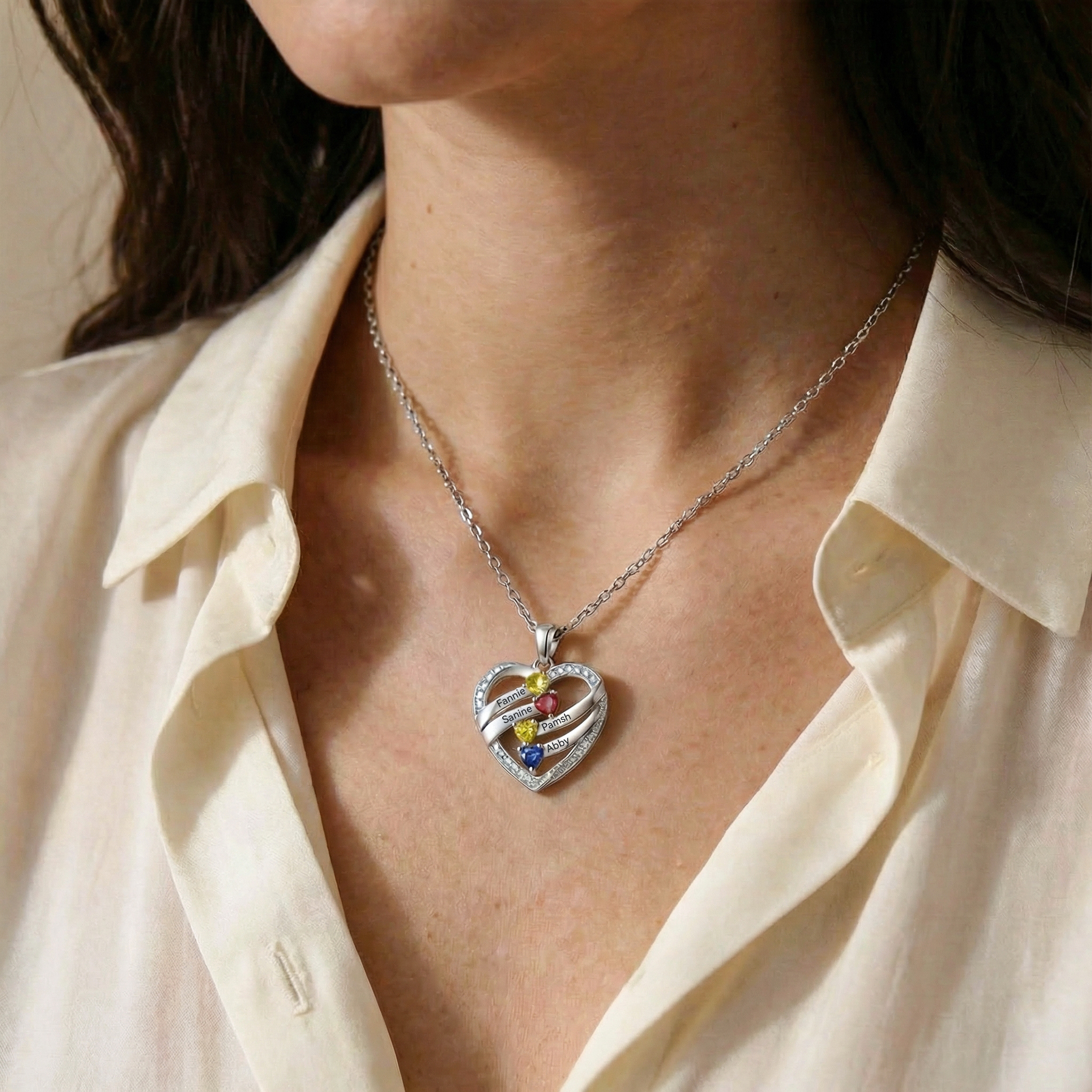 Collana a cuore personalizzata con pietre di nascita, incisa con 3–5 nomi di bambini