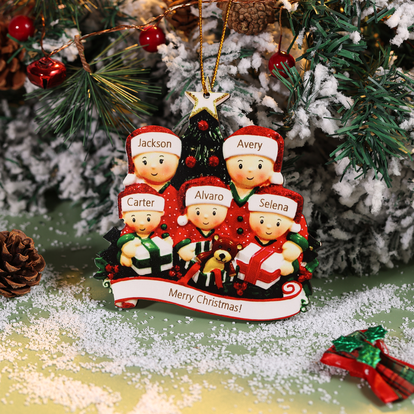 Ornamento Natalizio Personalizzato con 5 Nomi e 1 Testo Regalo di Natale in Legno per Famiglia | Jessemade