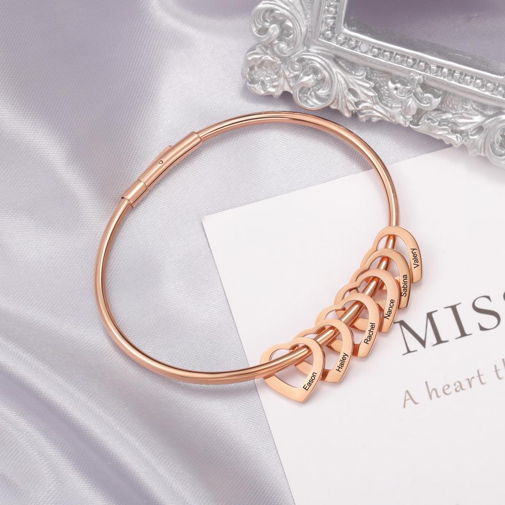 Braccialetto con 3 nomi personalizzati e 3 ciondoli di cuore per donna