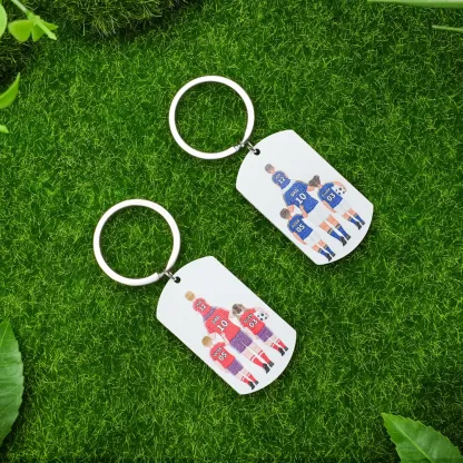 Portachiavi Personalizzato in Acciaio – Tema Calcio con 2-4 Nomi – Regalo Speciale per Papà | Jessemade