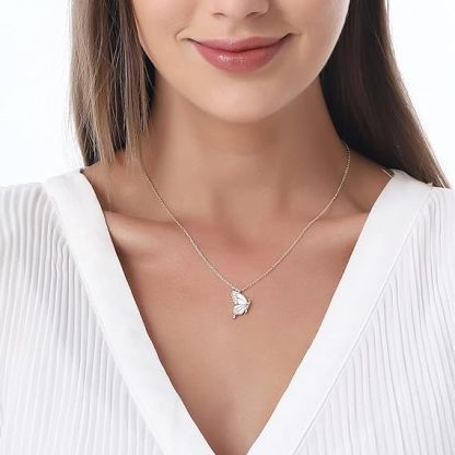 Ami Grazie per essere sempre qui collane farfalle gruppo donne amiche amici sorelle