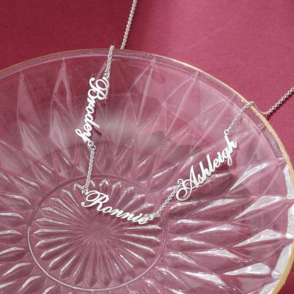 Collana personalizzata con 3 nomi in argento 925 per lei
