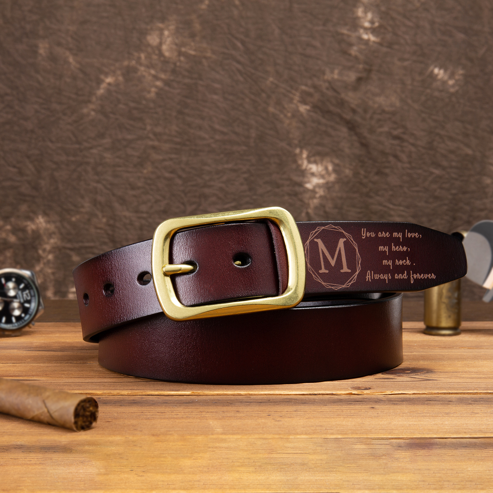 Cinture Personalizzate da Uomo con 1 Lettera e Testo - Pelle PU Marrone - Regalo per la Festa del Papà | Jessemade