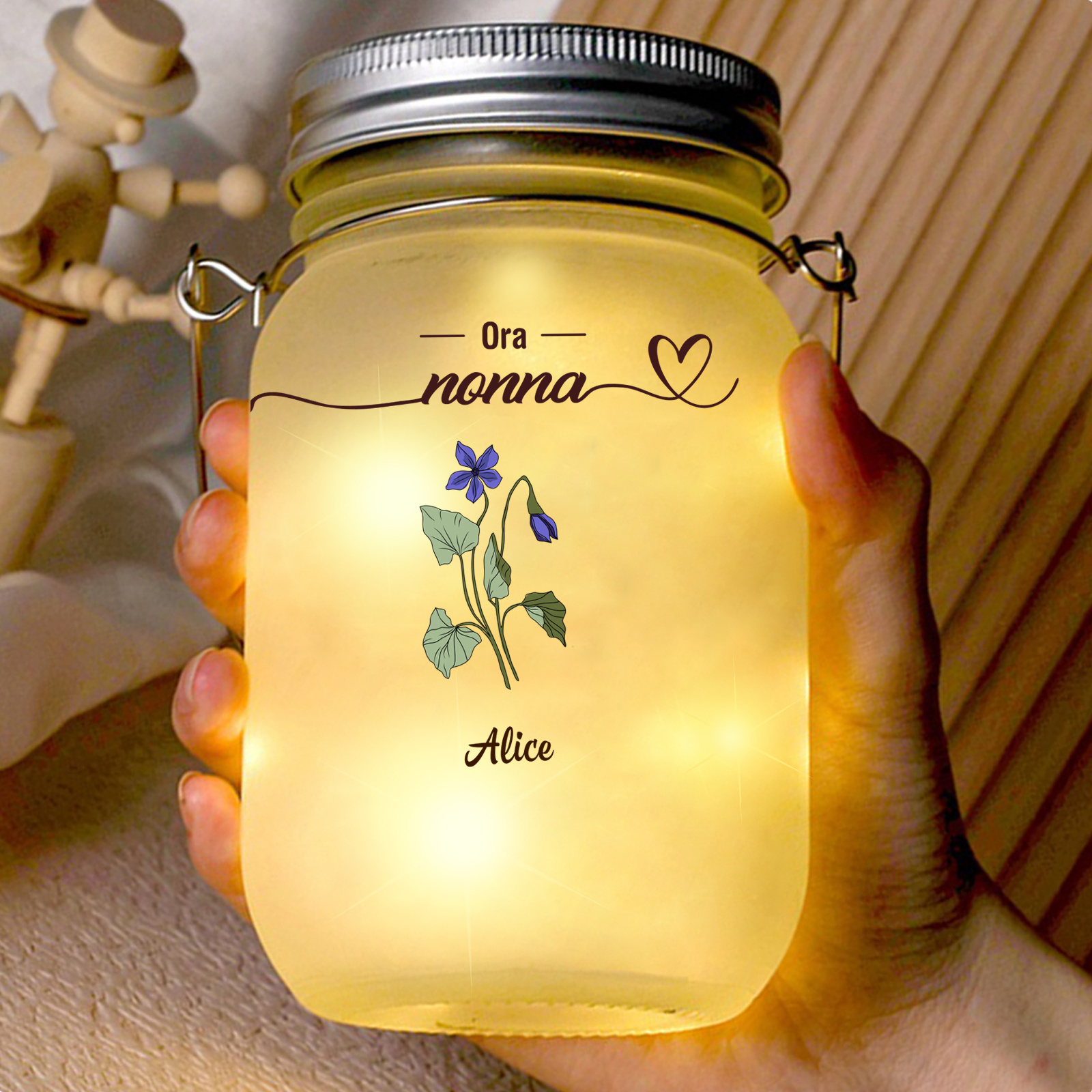 Barattolo solare in vetro personalizzato in stile Mason jar con motivo floreale – regalo “Prima mamma, ora nonna”
