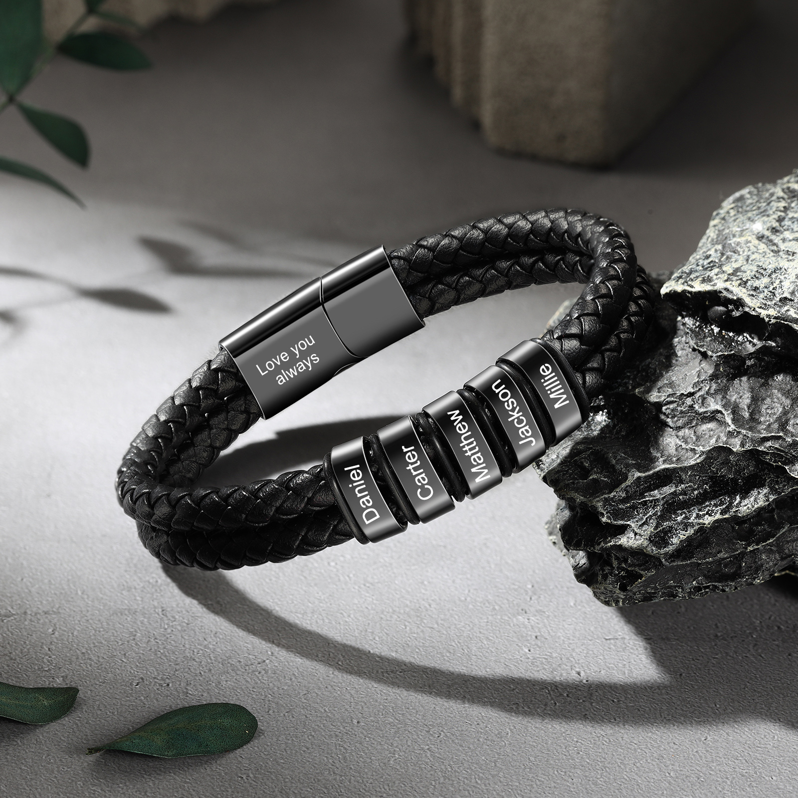 Bracciale da Uomo in Pelle Personalizzato con 5 Nomi – Regalo Speciale per Papà | Jessemade