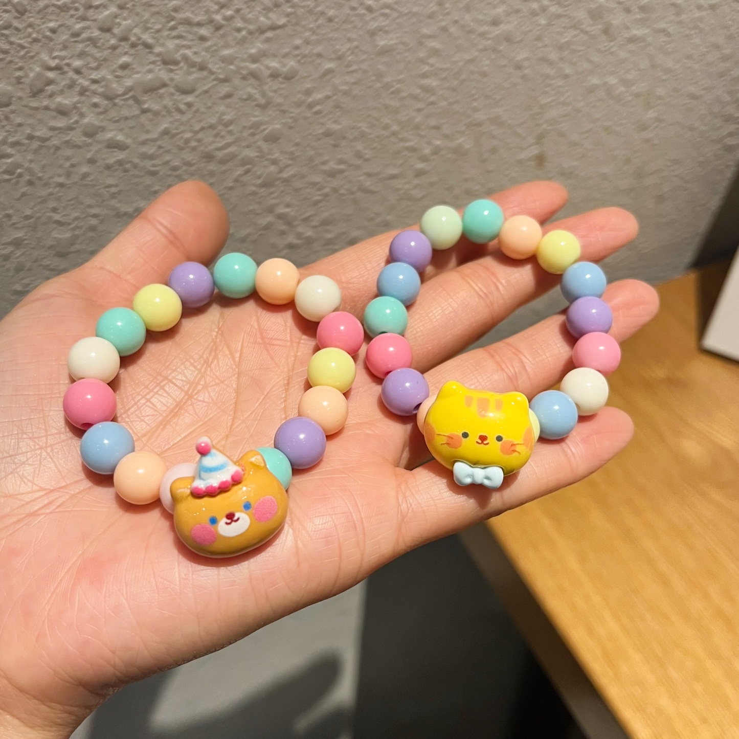 Braccialetto colorato di animale carino multistili da scegliere