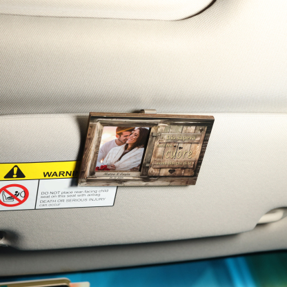 Portafoto Personalizzato per Auto - Clip per Parasole con Foto, 2 Nomi e Data - "Dio sapeva che il mio cuore aveva bisogno di te" - Regalo di San Valentino per Lei/Lui | Jessemade