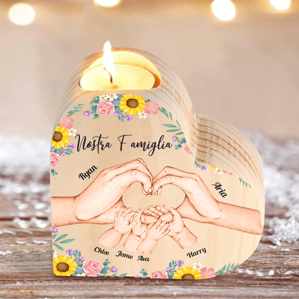 Nostra famiglia-Candeliere a forma di cuore mano e mano nel cuore 6 nomi e 1 testo personalizzati per famiglia