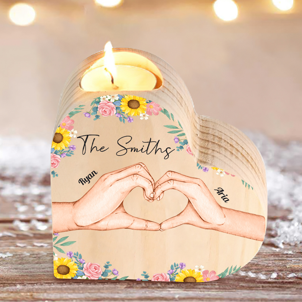 Nostra famiglia-Candeliere a forma di cuore mano e mano nel cuore 2 nomi e 1 testo personalizzati per famiglia