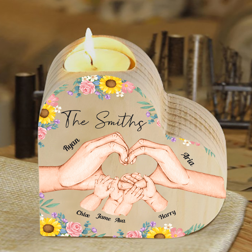 Nostra famiglia-Candeliere a forma di cuore mano e mano nel cuore 6 nomi e 1 testo personalizzati per famiglia